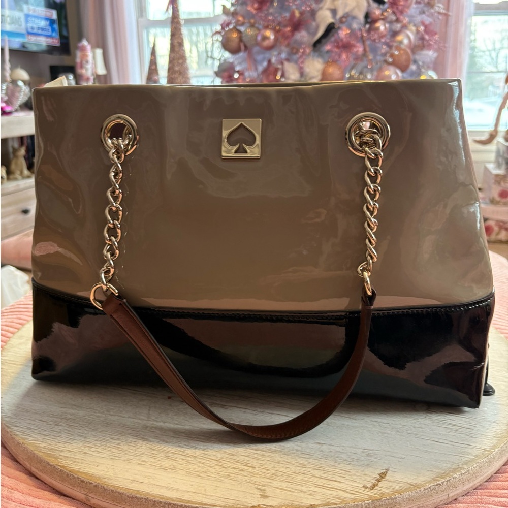 Kate Spade Tan and Black Patent Shoulder Bag